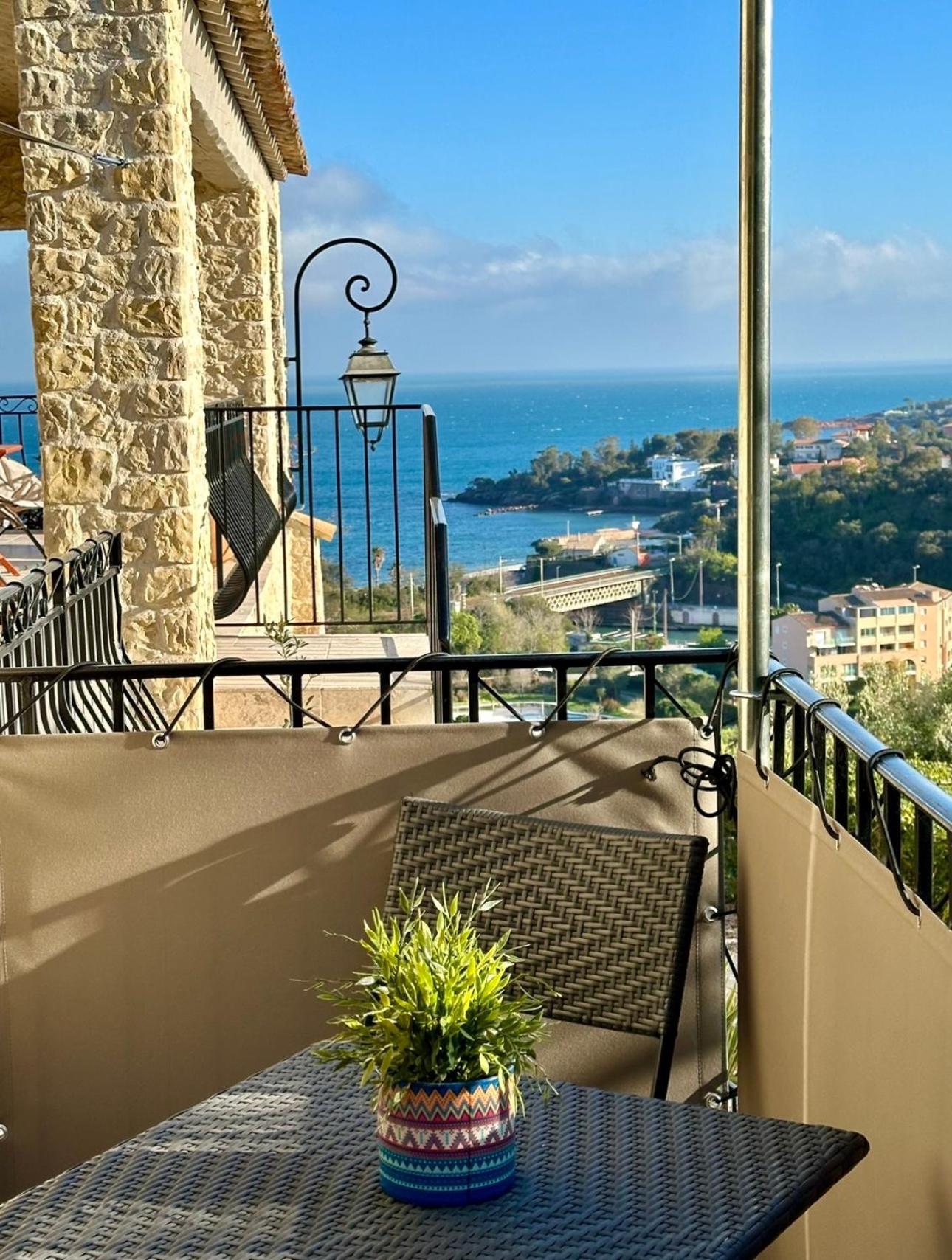 Villa Grand Baie Saint-Raphaël Εξωτερικό φωτογραφία