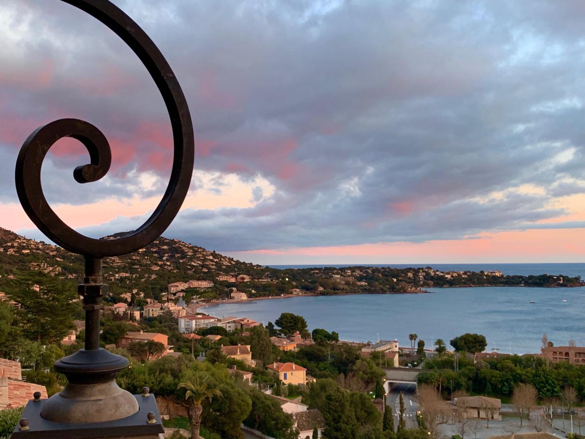 Villa Grand Baie Saint-Raphaël Εξωτερικό φωτογραφία