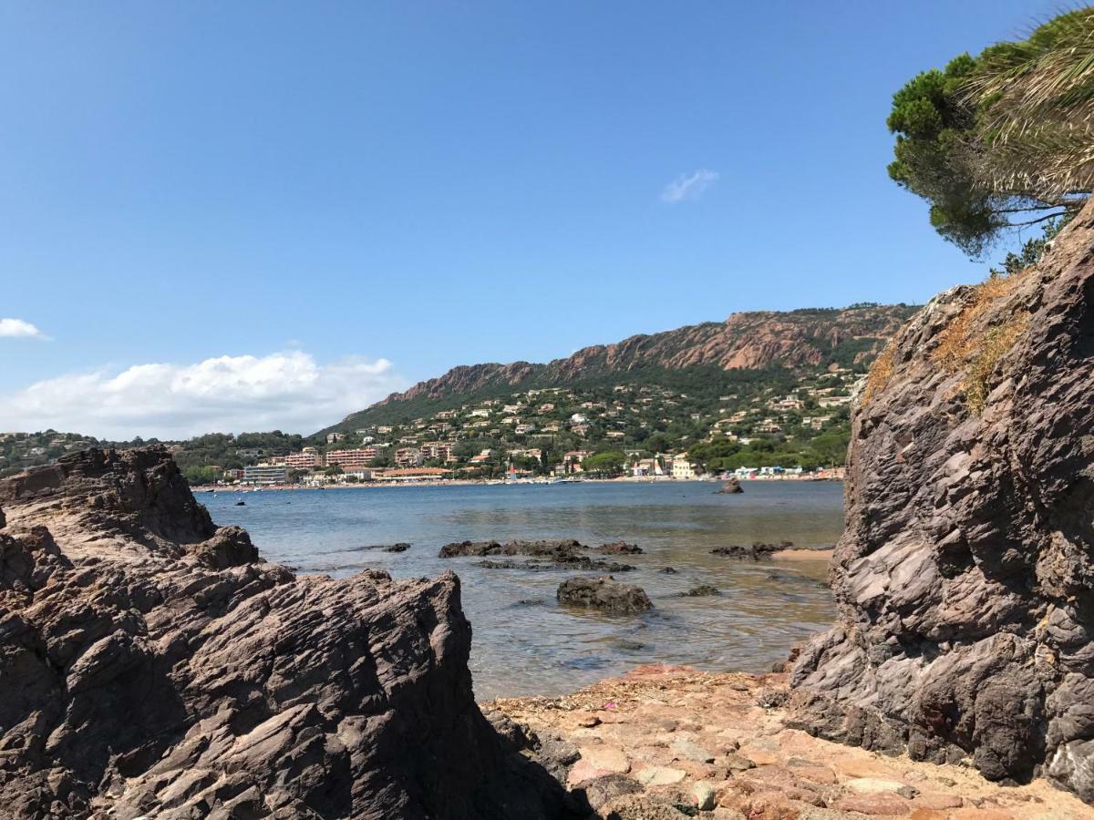 Villa Grand Baie Saint-Raphaël Εξωτερικό φωτογραφία